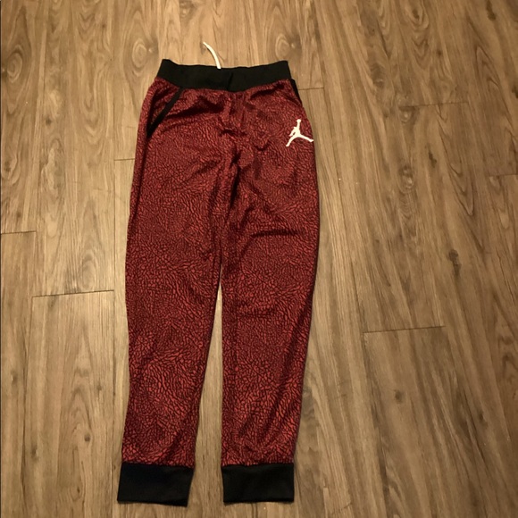 Jordan Other - Nike Jordan boys techno jogger pants the size is large. Colors are red and black